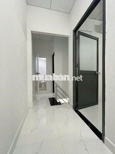 NHÀ NGUYÊN CĂN 1 TRỆT 1 LẦU NGAY VẠN HẠNH MALL-160M2-4PN-2WC-FULL NT