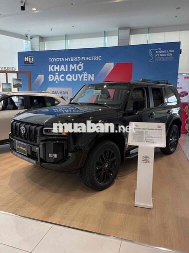 Toyota Land Cruiser Prado Hybrid màu Đen
