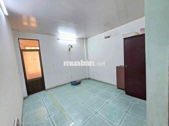 🇻🇳 Cho thuê nhà 2,5 tầng mặt tiền : Nguyễn Hoàng - Giá 17 Triệu
