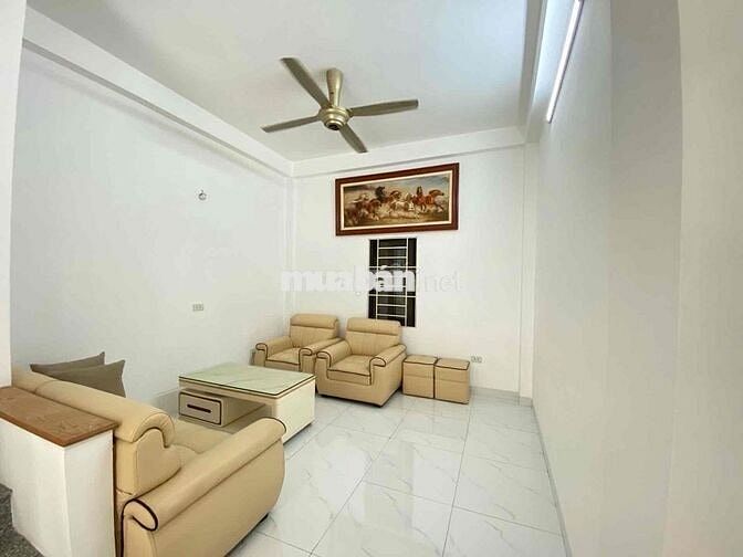 Bán nhà phố La nội 35m x 5 tầng gần chợ lo góc, gần ô tô giá 6,4 tỷ