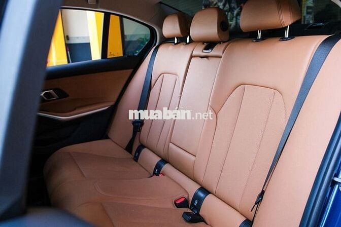 BMW 320i Sportline Model 2024 20000 Miles