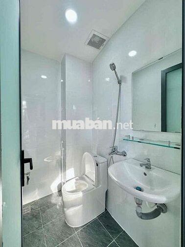 🔥CHO THUÊ STUDIO BAN CÔNG FULL NT - THANG MÁY HẦM XE - GIÁP Q1,3,10