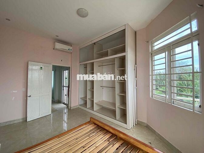 Nhà 4x14.5m, shr, 4 tầng, hẻm oto 7m