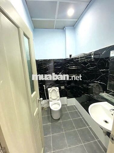 KTX GIÁ RẺ FULL TIỆN NGHI - FREE 1 THÁNG TIỀN THUÊ