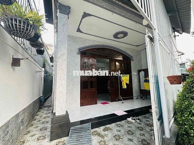 ĐỨC | 67M² (6/7.7 x 9.5) NỞ HẬU | NHÀ CẤP 4 GỒM 2PN WC | HBG CÁCH TÔ N