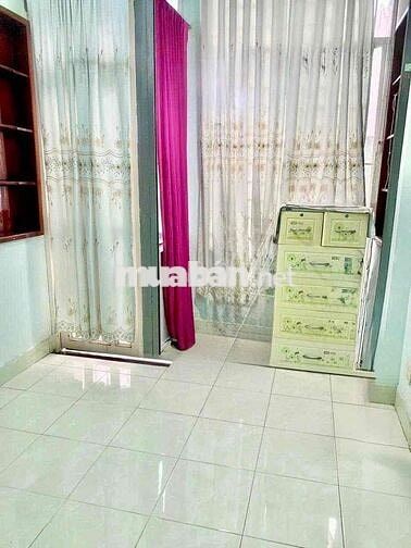 Cho thuê nhà Phạm Văn Chí - phường Bình Tiên - Quận 6 Nhà hẻm 6 mét  (
