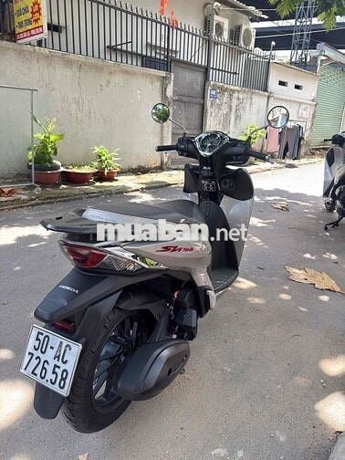 Honda SH Mode 2025 Bạc đen 3000km