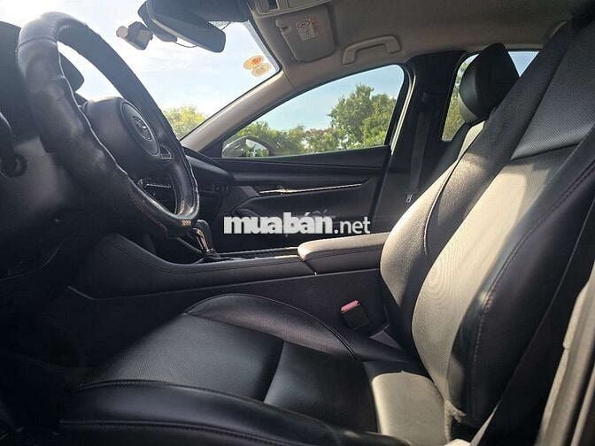 MAZDA 3 1.5L LUXURY SPORT 2021 81000KM BẢOHÀNH1NAM