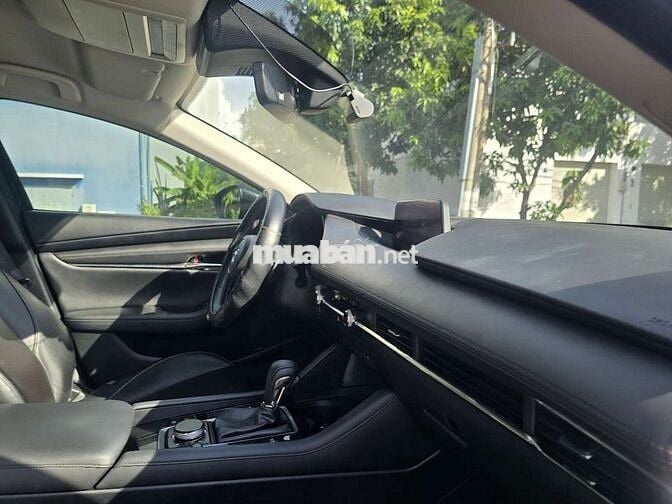 MAZDA 3 1.5L LUXURY SPORT 2021 81000KM BẢOHÀNH1NAM