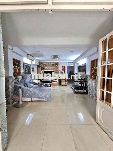 HxH tránh Nguyễn Kiệm. 4,3x20 nở hậu. Nhà C4 3PN. Gần BV175. Nhỉnh 8Ty