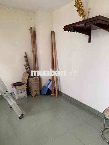 cho thuê nhà 2 lầu Ngã tư ga gần chợ cầu đồng 4 phòng ngủ đường 5m