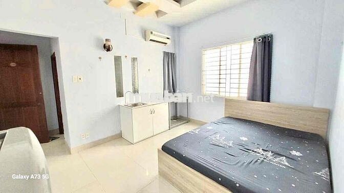 Studio Full Nội Thất Có Kệ Bếp – Cửa Sổ Lớn Thoáng Mát – Dương Bá Trạc