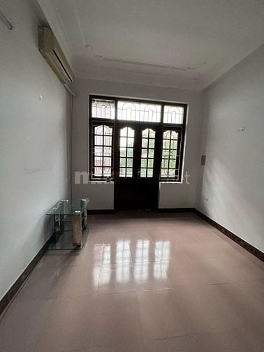 Cho thuê nhà nguyên căn 5 tầng, 6 ngủ, 5WC phố Hoàng Sâm ,Cầu Giấy