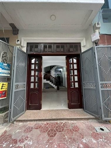 Cho thuê nhà nguyên căn 5 tầng, 6 ngủ, 5WC phố Hoàng Sâm ,Cầu Giấy