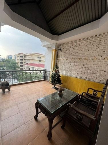 Cho thuê nhà nguyên căn 5 tầng, 6 ngủ, 5WC phố Hoàng Sâm ,Cầu Giấy