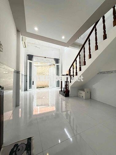 BÁN NHÀ TRỆT LỮNG HOÀN CÔNG HẺM 70 TRẦN HƯNG ĐẠO