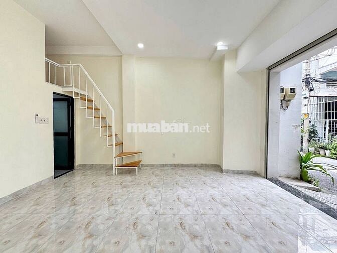 CHO THUÊ MẶT BẰNG 35M2 Ở LẠI ĐƯỢC KINH DOANH NGAY NGÃ TƯ BẢY HIỀN 