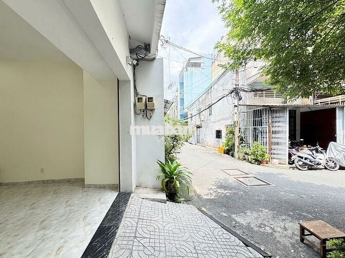 CHO THUÊ MẶT BẰNG 35M2 Ở LẠI ĐƯỢC KINH DOANH NGAY NGÃ TƯ BẢY HIỀN 