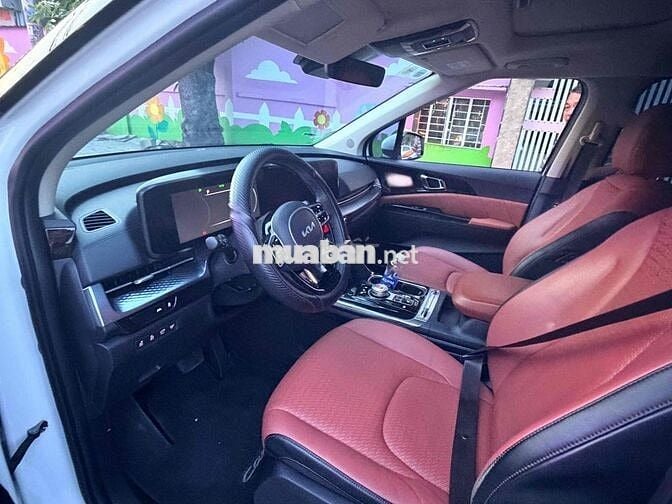 Kia Carnival Signature 2022 Dầu 63.000 km Trắng