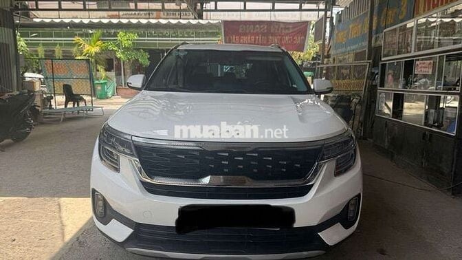 Kia Seltos Premium 2023 1.6 Trắng 24.000 km