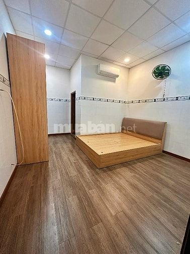 Nhà 4x13m 1 trệt 3 lầu st 6PN 7WC HXH Bình Trị Đông - Giá 5.85 tỷ