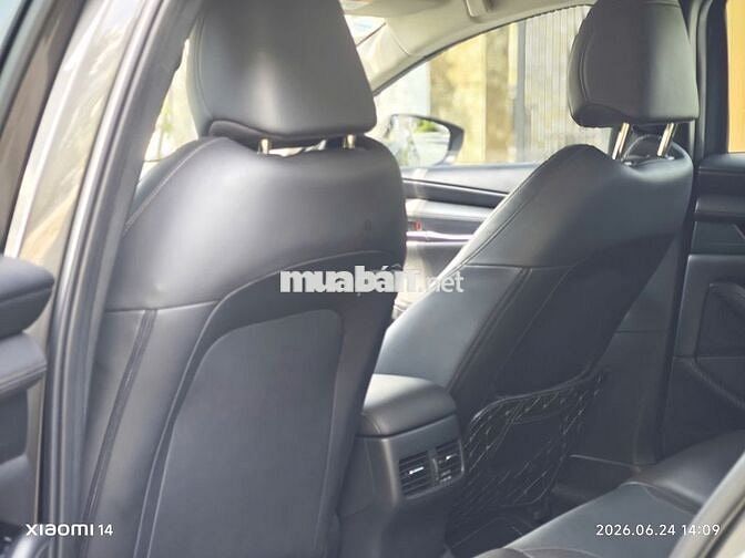 Mazda Mazda 3 Luxury 2023 Xám 33.000km
