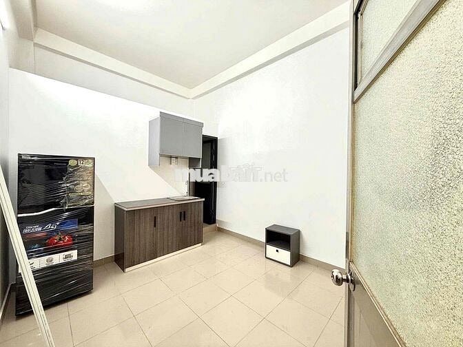 🔥CHO THUÊ STUDIO 1PN TÁCH BẾP GIÁ RẺ NGAY CÔNG VIÊN LÊ THỊ RIÊNG Q10