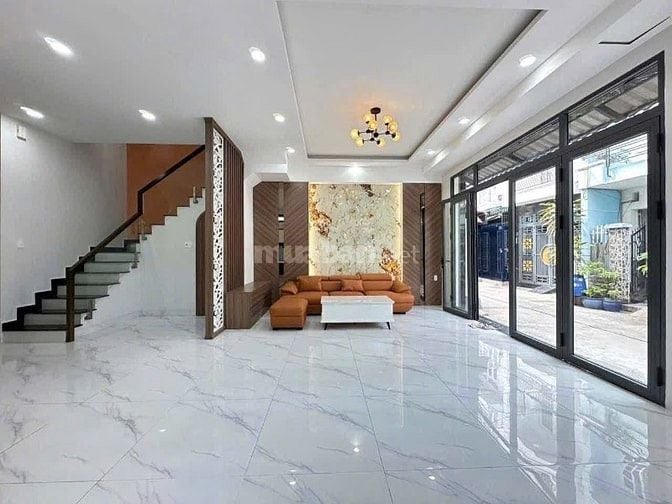 Nhà 8x9m 1 trệt 3 lầu 4PN 5WC góc 2 mặt HXH LK 8-9 . Giá 6.97 tỷ