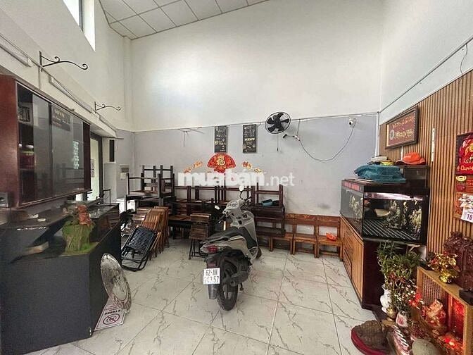 Sang quán cafe căn góc giá 60tr bao gồm cọc 1 tháng 