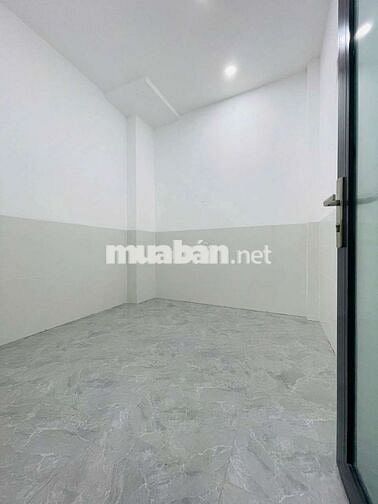Cho thuê 2 căn nhà măt tiền đ42 HBC 12tr/tháng