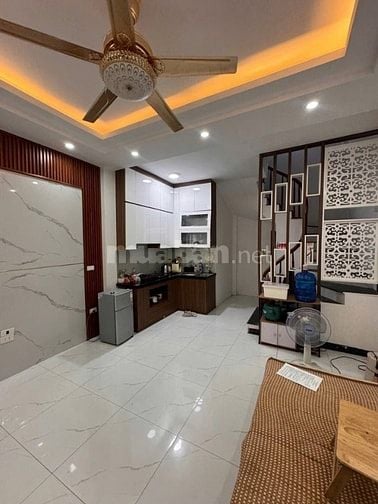 Nhà khách ngộp bank cần bán gấp