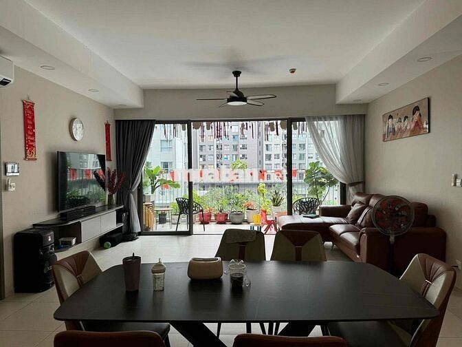 bán căn lớn nhất dư án . tặng hết nội thất giá 4ty850