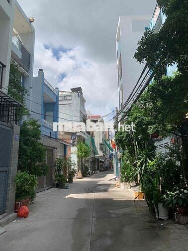 bán nhà mới giá 5 tỷ,4*14,2pn,2wc ***