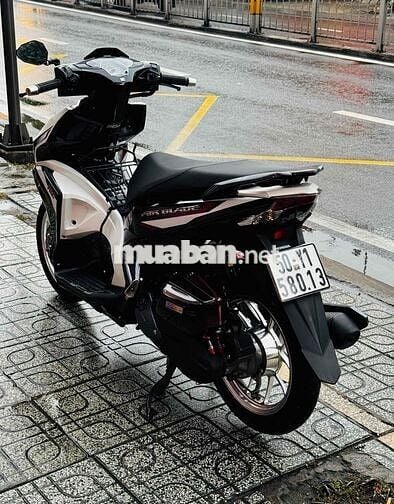 Honda AB 125cc smkey bản 2019 Trắng đen