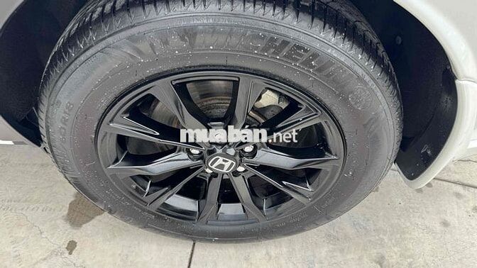 Honda CR-V e:HEV RS 2024 Trắng Hybrid 62.000km