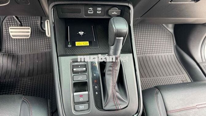 Honda CR-V e:HEV RS 2024 Trắng Hybrid 62.000km