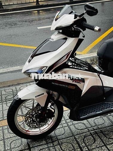 Honda AB 125cc smkey bản 2019 Trắng đen