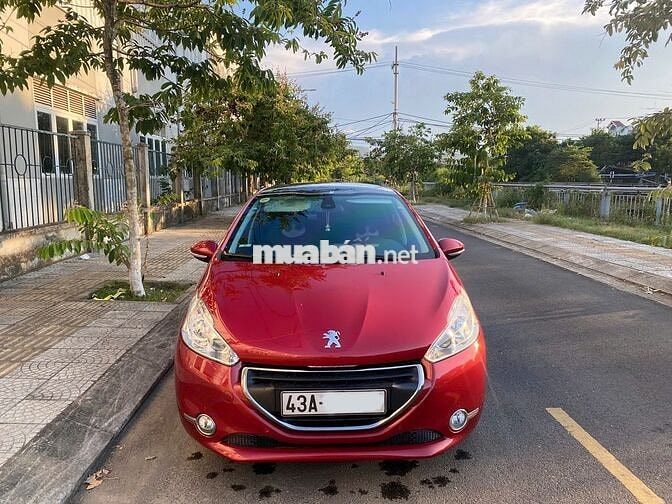Peugeot 208 1.6L Tự động Xăng Đỏ 76.000km
