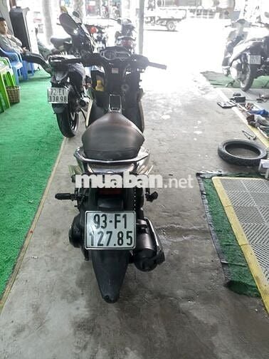 Yamaha Novo 5 Vàng đồng, Tím