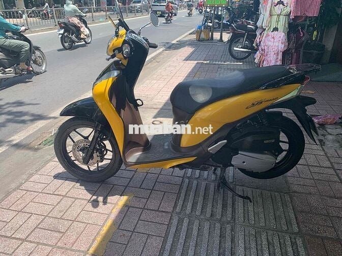Honda SH Mode Vàng Đã sử dụng