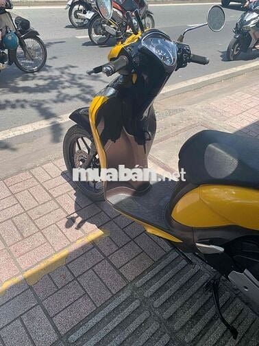Honda SH Mode Vàng Đã sử dụng
