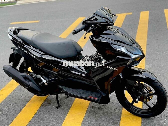 Airblade 125 mẫu 2023 4Val Bản đặc biệt Đen bóng