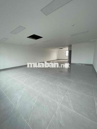 CHO THUÊ TOÀ NHÀ MẶT TIỀN QUẬN 6 DTSD 800m2