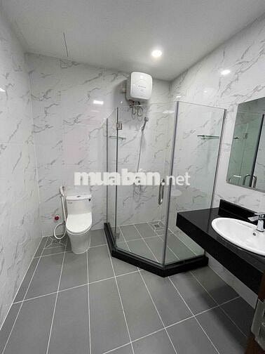 CHO THUÊ TOÀ NHÀ MẶT TIỀN QUẬN 6 DTSD 800m2