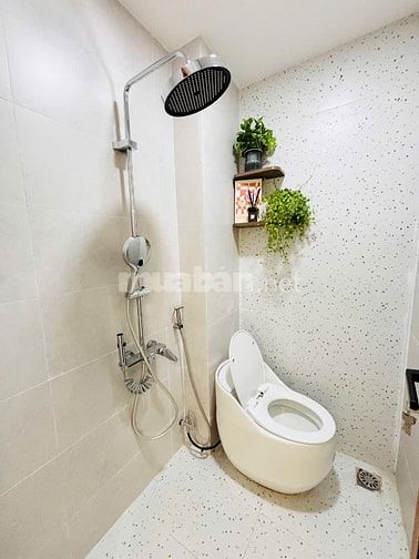 Nhà mới thiết kế hiện đại - HXH đường 26/3