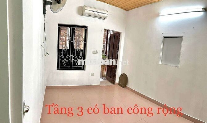 Cho thuê nhà cả 3 tầng phố Trịnh Đình Cửu, Thanh Xuân , Hà nội