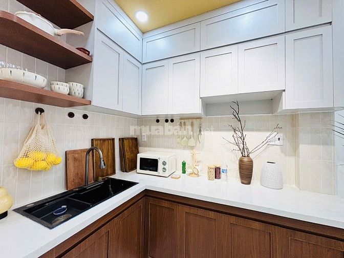 Nhà mới thiết kế hiện đại - HXH đường 26/3