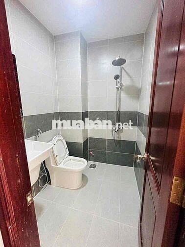 CHO THUÊ NHÀ ĐẸP HẺM HẬU GIANG-QUẬN 6
