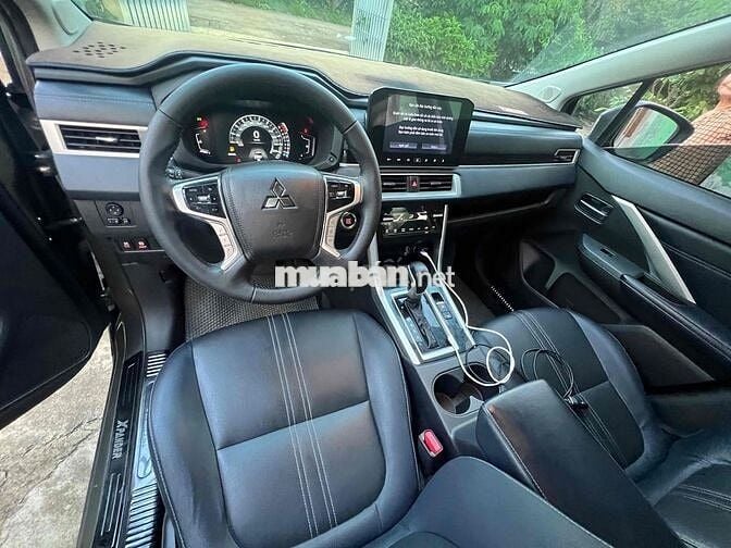 Mitsubishi Xpander Cross 2023 Xám 7 chỗ