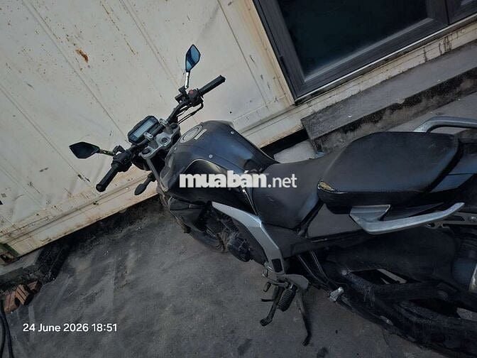 Yamaha FZS V2 Đen Xe máy côn tay
